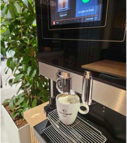 koffiemachine met koffie van duijnen